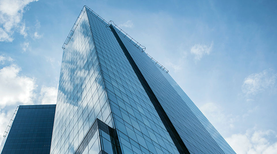 坐落于中國(guó)第一個(gè)石油基地――玉門，是生產(chǎn)各類真空油脂和特種潤(rùn)滑脂的專業(yè)公司，集研究、開發(fā)、生產(chǎn)于一體的生產(chǎn)經(jīng)營(yíng)企業(yè)。具有幾十年專業(yè)生產(chǎn)真空油脂和特種潤(rùn)滑脂的生產(chǎn)經(jīng)驗(yàn)，具有先進(jìn)的硬件設(shè)施－分子蒸餾裝置，可以使石油餾分低溫下切割到極窄流程，保證真空油脂產(chǎn)品性能，也具有國(guó)內(nèi)先進(jìn)的真空脂類產(chǎn)品的生產(chǎn)系統(tǒng)。不僅生產(chǎn)窄餾分、高粘度指數(shù)、低飽和蒸氣壓和極限壓強(qiáng)的礦物型擴(kuò)散泵油、增壓泵油和真空泵油系列，還生產(chǎn)高質(zhì)量的具有良好的塑性指標(biāo)低飽和蒸氣壓、附著力強(qiáng)、密封性能好...